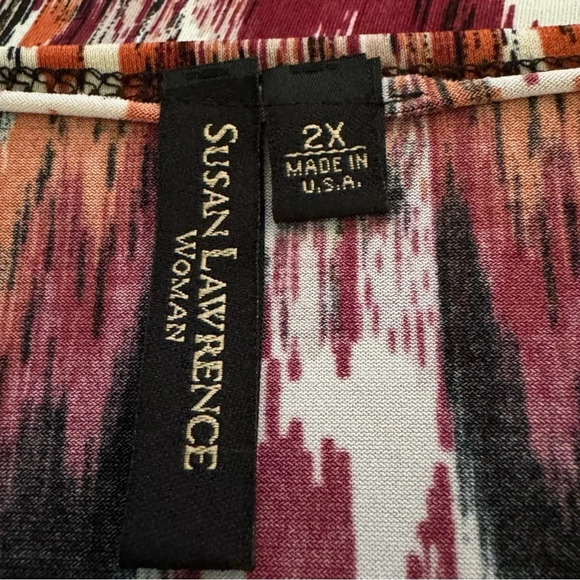 Susan Lawrence 2X Shirt Top Maroon Red Abstract Short Sleeve V Neck Stretch - Picture 5 of 6